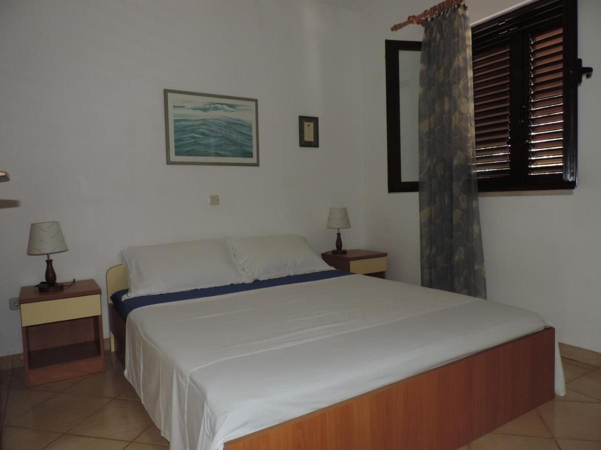 Apartmani Lavanda Pag Town Εξωτερικό φωτογραφία