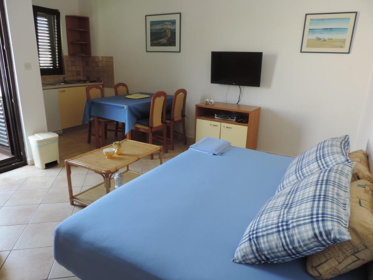 Apartmani Lavanda Pag Town Εξωτερικό φωτογραφία