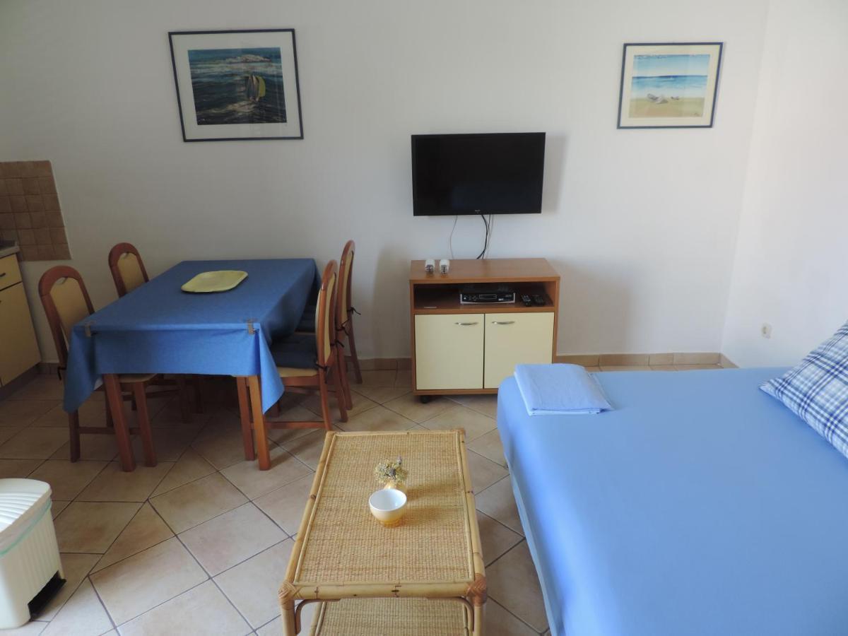 Apartmani Lavanda Pag Town Δωμάτιο φωτογραφία