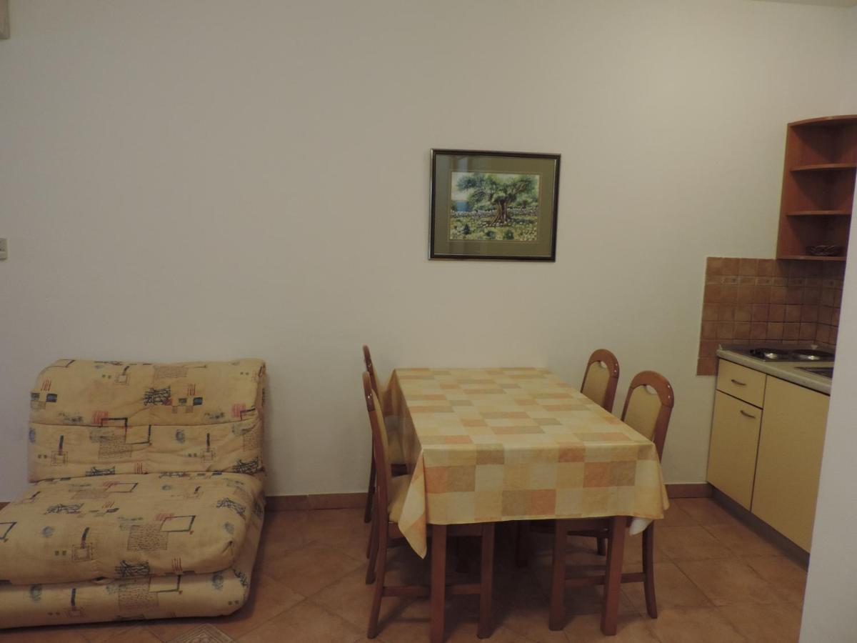 Apartmani Lavanda Pag Town Δωμάτιο φωτογραφία