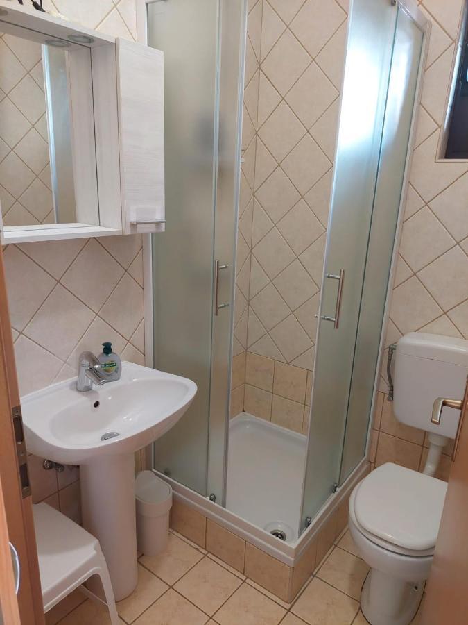 Apartmani Lavanda Pag Town Εξωτερικό φωτογραφία